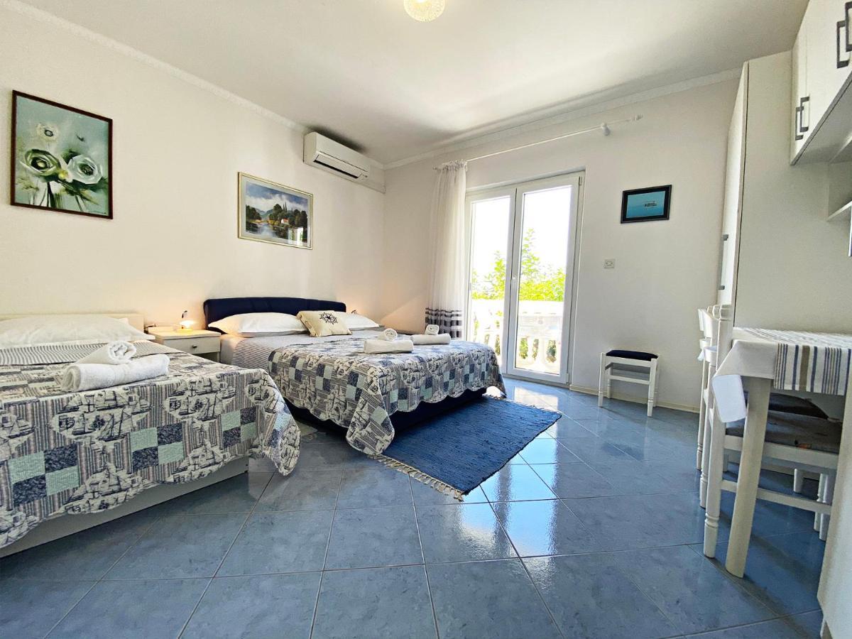 Apartments And Rooms Katarina Živogošće Extérieur photo